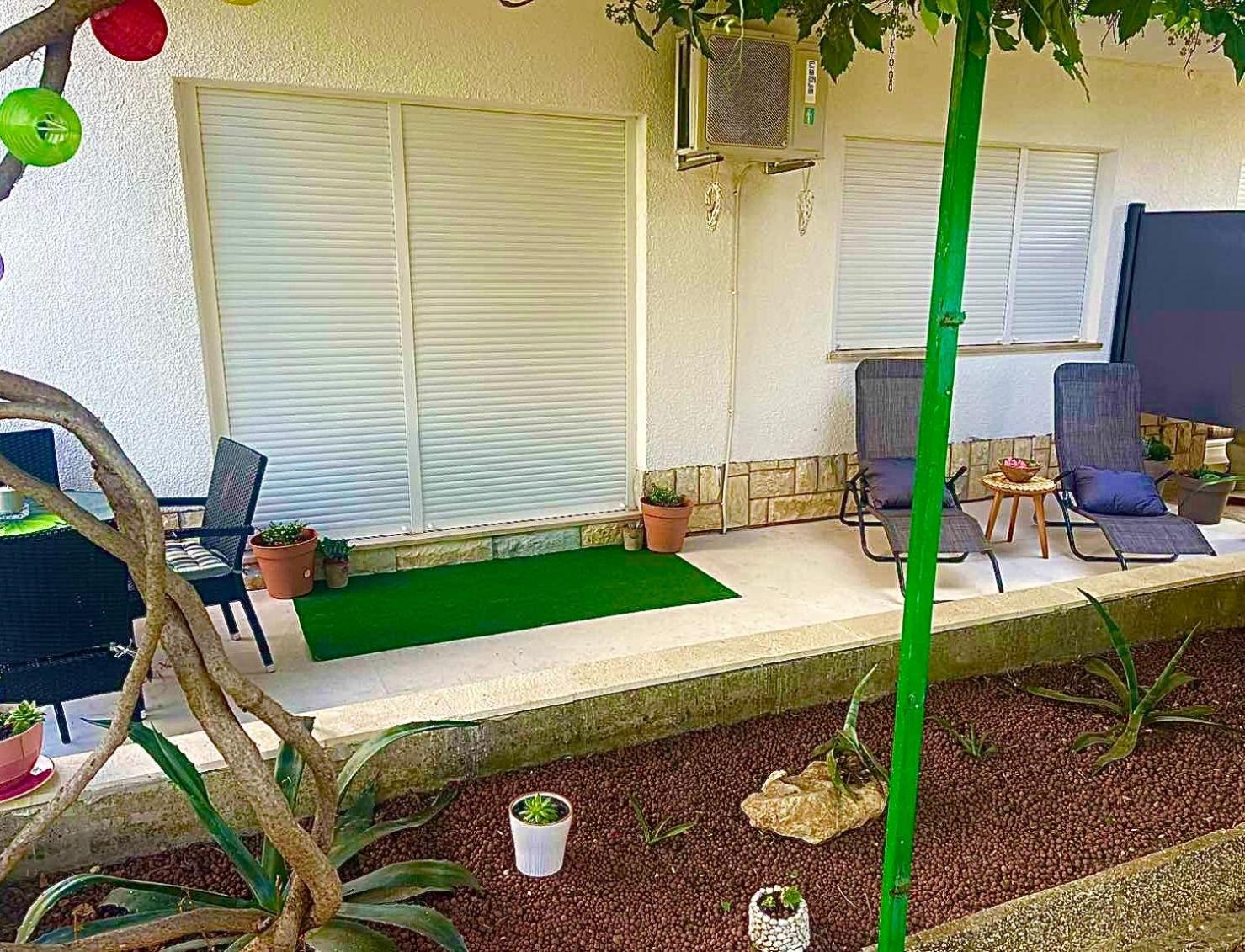 7 Apartment