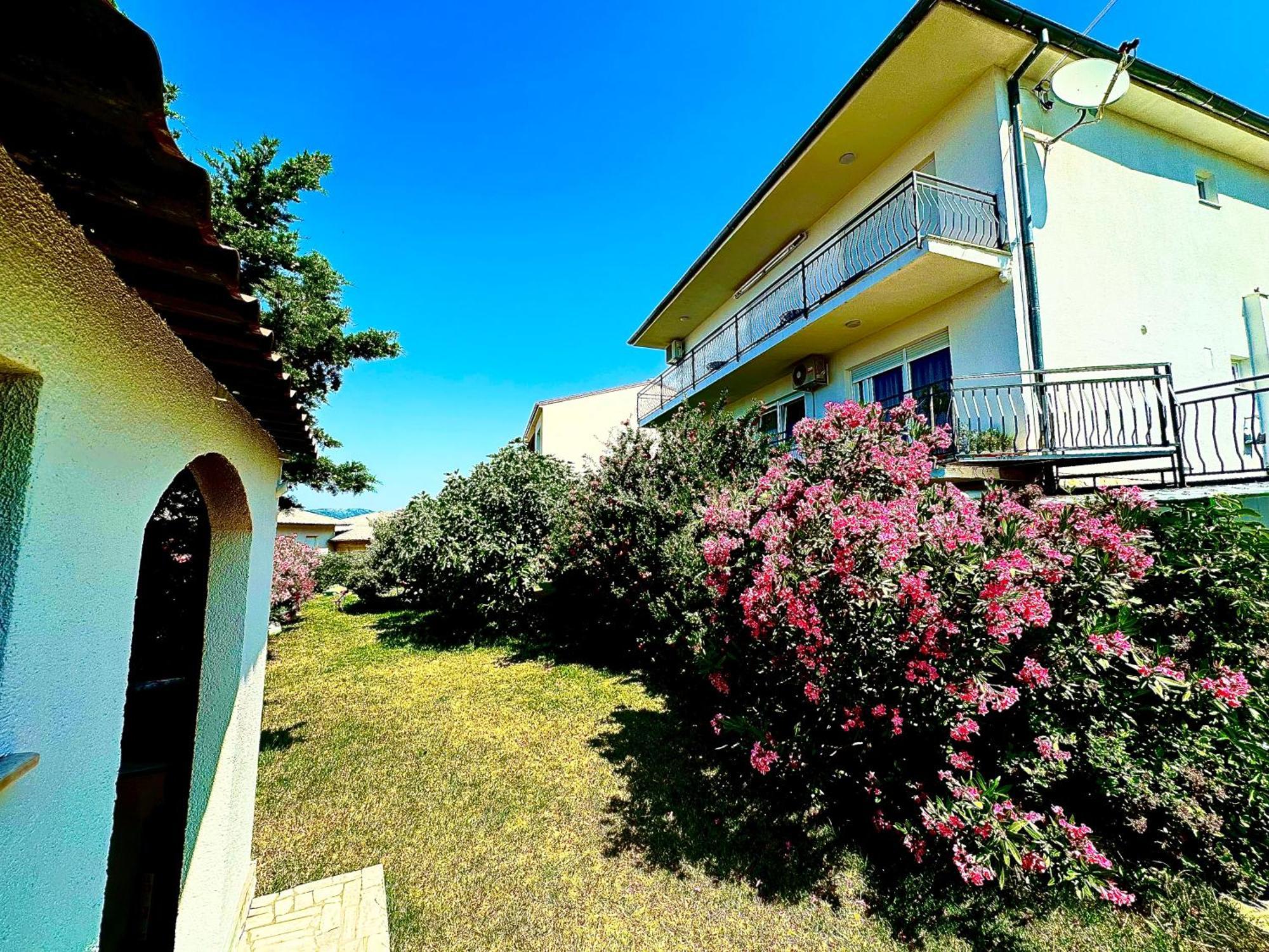 7 Apartment Novi Vinodolski